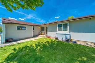1492 Kathy Way, Gardnerville, NV 89460 - Photo 4