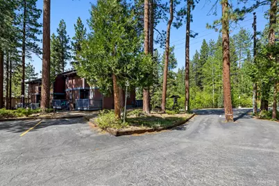 1410 Ski Run Boulevard #1, South Lake Tahoe, CA 96150 - Photo 8