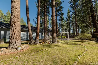 2891 Oakland Avenue, South Lake Tahoe, CA 96150 - Photo 28