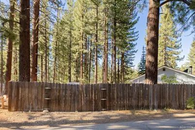 2891 Oakland Avenue, South Lake Tahoe, CA 96150 - Photo 20