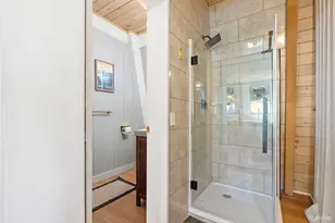 1006 Tahoe Island Dr, South Lake Tahoe, CA 96150 - Photo 14