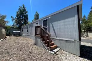 1080 Julie Ln, South Lake Tahoe, CA 96150 - Photo 20