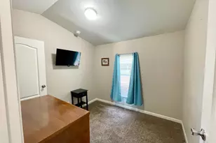 1080 Julie Ln, South Lake Tahoe, CA 96150 - Photo 12