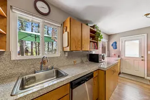 846 Placer Ave, South Lake Tahoe, CA 96150 - Photo 8