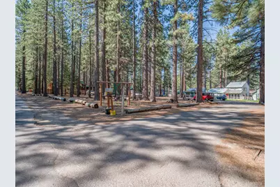 1212 Melba Drive, South Lake Tahoe, CA 96150 - Photo 2