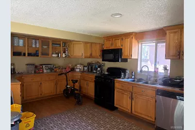 1212 Melba Drive, South Lake Tahoe, CA 96150 - Photo 16