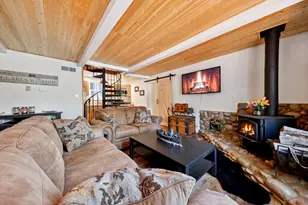 1462 Chinquapin Dr, South Lake Tahoe, CA 96150 - Photo 6
