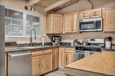 684 Julie Lane, South Lake Tahoe, CA 96150 - Photo 26