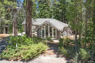 1581 Estate Ct, South Lake Tahoe, CA 96150 - Photo 28
