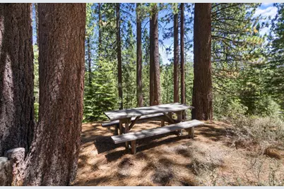 1581 Estate Court, South Lake Tahoe, CA 96150 - Photo 2