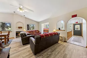 352 Heather Cir, South Lake Tahoe, CA 96150 - Photo 4