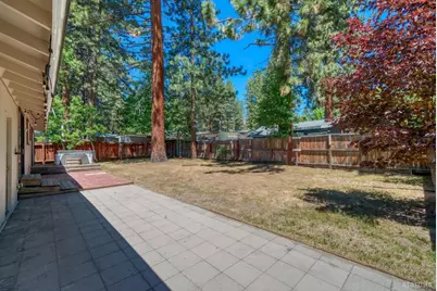 3385 Bruce Drive, South Lake Tahoe, CA 96150 - Photo 18