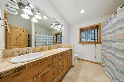 1932 Apache Avenue, South Lake Tahoe, CA 96150 - Photo 28