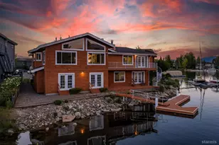 2067 Aloha Dr, South Lake Tahoe, CA 96150 - Photo 1