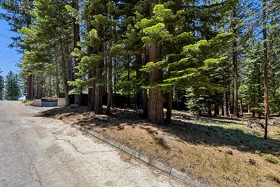 1356 Bonanza Avenue, South Lake Tahoe, CA 96150 - Photo 2