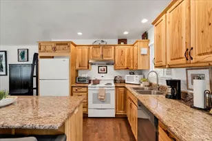 1774 Ababco St, South Lake Tahoe, CA 96150 - Photo 6