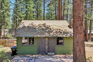 1081 Craig Ave, South Lake Tahoe, CA 96150 - Photo 2