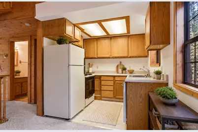 1259 Bonanza Avenue, South Lake Tahoe, CA 96150 - Photo 6