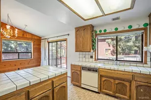 2463 Fair Meadow Ct, South Lake Tahoe, CA 96150 - Photo 8