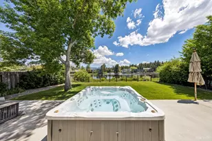 2172 Venice Dr, South Lake Tahoe, CA 96150 - Photo 12
