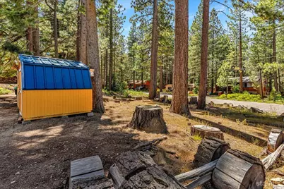 760 Seneca Drive, South Lake Tahoe, CA 96150 - Photo 12