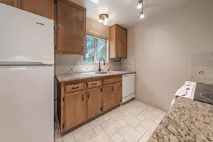 2337 Sky Meadows Ct, South Lake Tahoe, CA 96150 - Photo 6