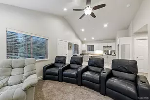 2046 Lukins Way, South Lake Tahoe, CA 96150 - Photo 20