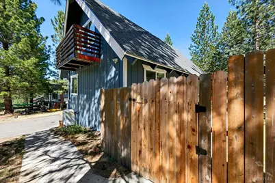 1053 Onnontioga Street, South Lake Tahoe, CA 96150 - Photo 38