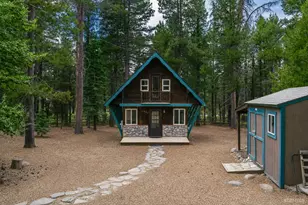 1061 Crow St, South Lake Tahoe, CA 96150 - Photo 2