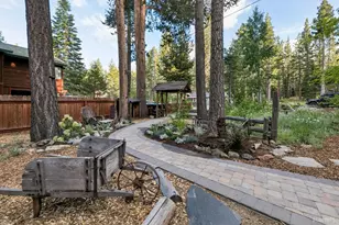 643 Seneca Dr, South Lake Tahoe, CA 96150 - Photo 2
