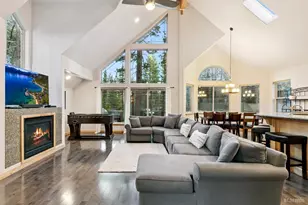 1201 Canarsee St, South Lake Tahoe, CA 96150 - Photo 2
