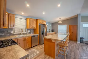 1080 Julie Ln, South Lake Tahoe, CA 96150 - Photo 12
