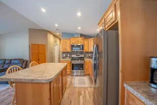 1080 Julie Ln, South Lake Tahoe, CA 96150 - Photo 14