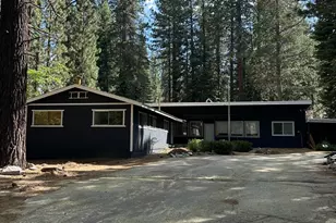 848 Glorene Ave, South Lake Tahoe, CA 96150 - Photo 2