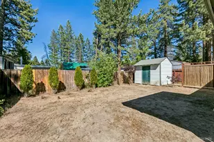 1027 Truckee Dr, South Lake Tahoe, CA 96150 - Photo 14
