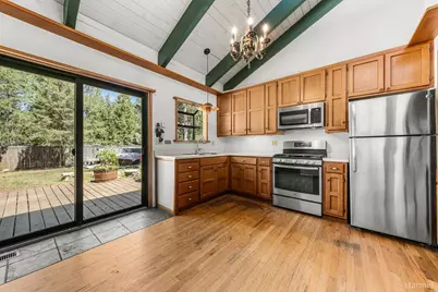 885 Kekin Street, South Lake Tahoe, CA 96150 - Photo 16