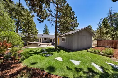 1826 Arrowhead Avenue, South Lake Tahoe, CA 96150 - Photo 8