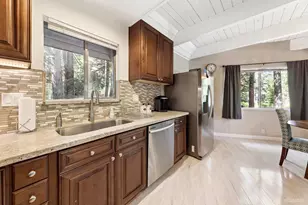 1567 Iroquois Cir, South Lake Tahoe, CA 96150 - Photo 12