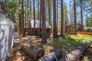 1065 Moss Rd, South Lake Tahoe, CA 96150 - Photo 8