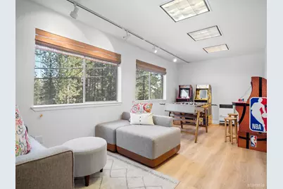 1615 Southern Pines Drive, South Lake Tahoe, CA 96150 - Photo 22