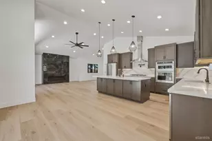 905 Linda Ave, South Lake Tahoe, CA 96150 - Photo 14