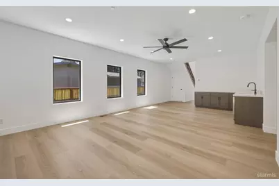 905 Linda Avenue, South Lake Tahoe, CA 96150 - Photo 28