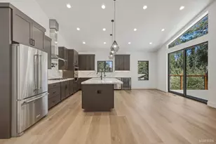 905 Linda Ave, South Lake Tahoe, CA 96150 - Photo 8