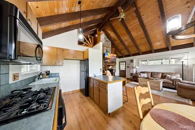1492 Mount Rainier Drive, South Lake Tahoe, CA 96150 - Photo 16