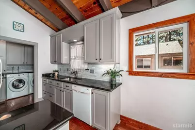 2936 Pinewood Drive, South Lake Tahoe, CA 96150 - Photo 10