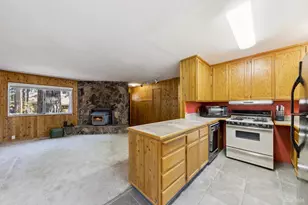 1183 Canarsee St, South Lake Tahoe, CA 96150 - Photo 6
