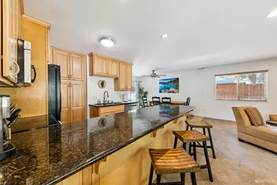 1725 Arrowhead Avenue, South Lake Tahoe, CA 96150 - Photo 10