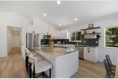 1522 Tionontati Street, South Lake Tahoe, CA 96150 - Photo 10