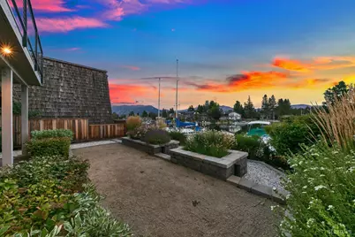 443 Christie Drive, South Lake Tahoe, CA 96150 - Photo 22