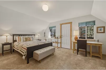 1419 Chinquapin Drive, South Lake Tahoe, CA 96150 - Photo 16